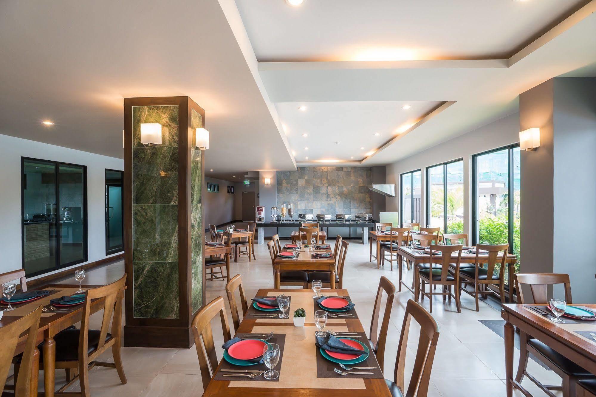 Savotel Na Chom Thian Exterior photo